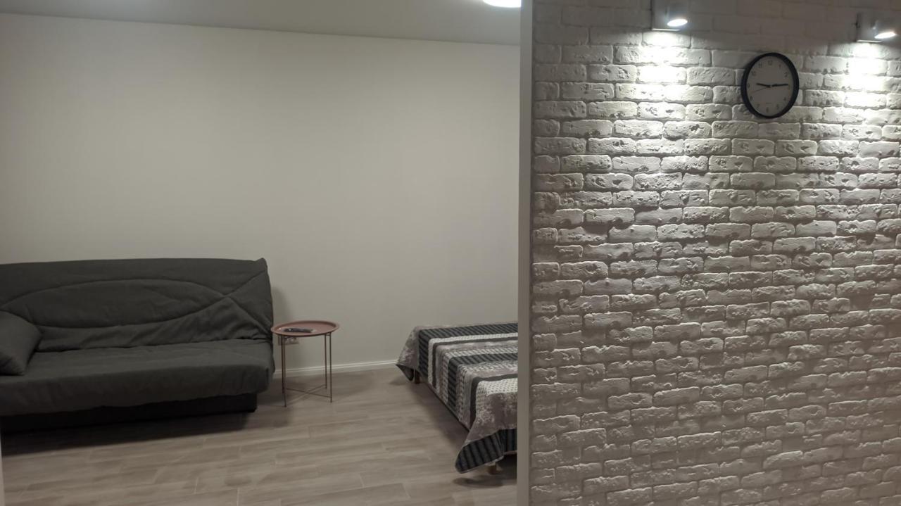 Квартира Кадорр Бассейная Apt Odeassa Basseinaya Lägenhet Odessa Exteriör bild