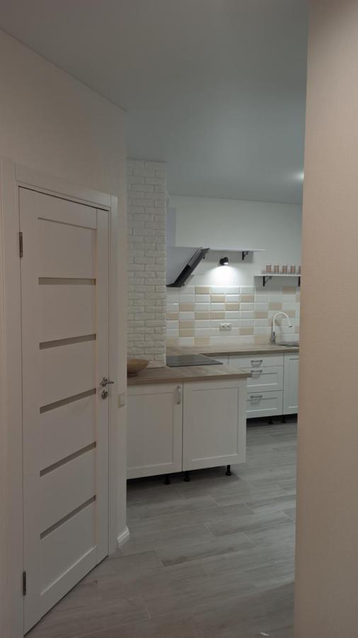 Квартира Кадорр Бассейная Apt Odeassa Basseinaya Lägenhet Odessa Exteriör bild